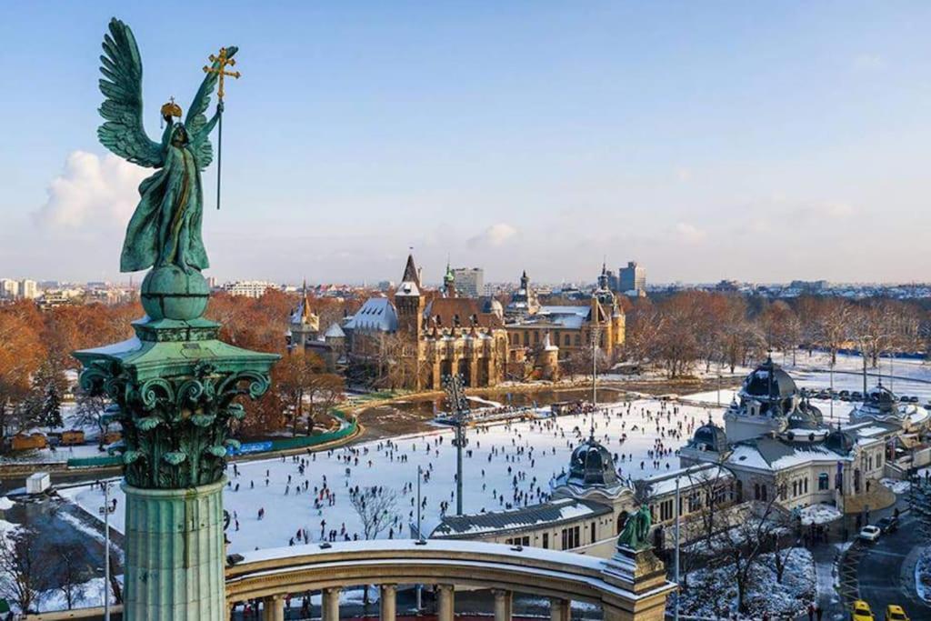 Parisian Soul In The Heart Of Budapest Exterior photo